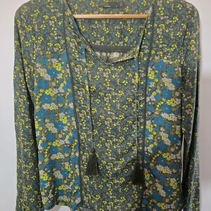 PRANA - Floral Patterned Top with Blue and Green Accents